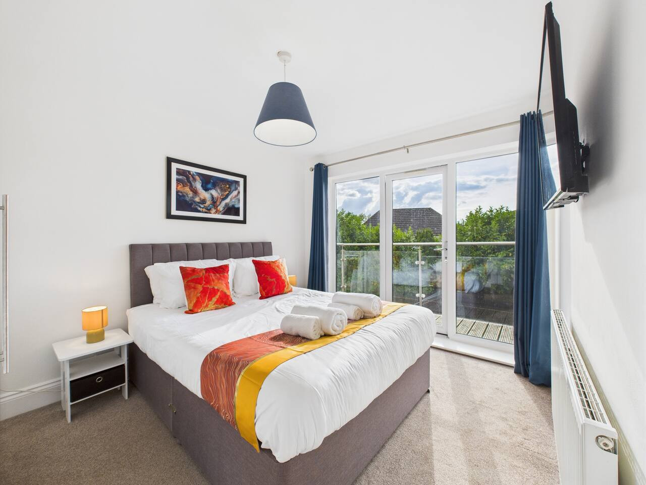 *New* | Saxon Way | Gym | Pool & Spa