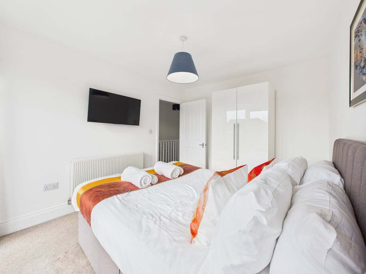 *New* | Saxon Way | Gym | Pool & Spa