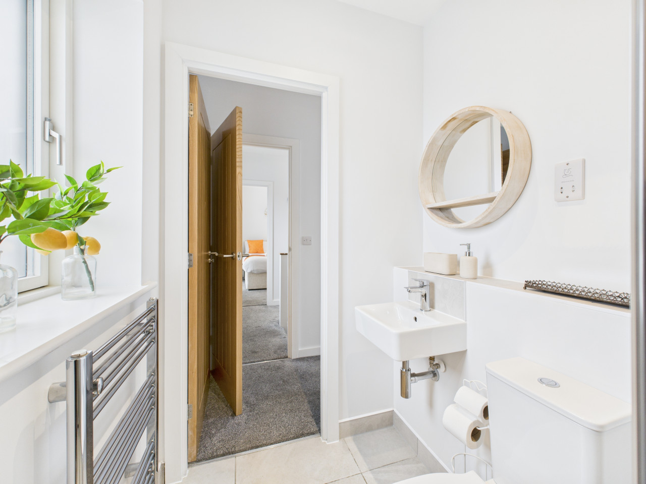 Harvey’s Yard | Modern Coastal Stay | Beach & Parking