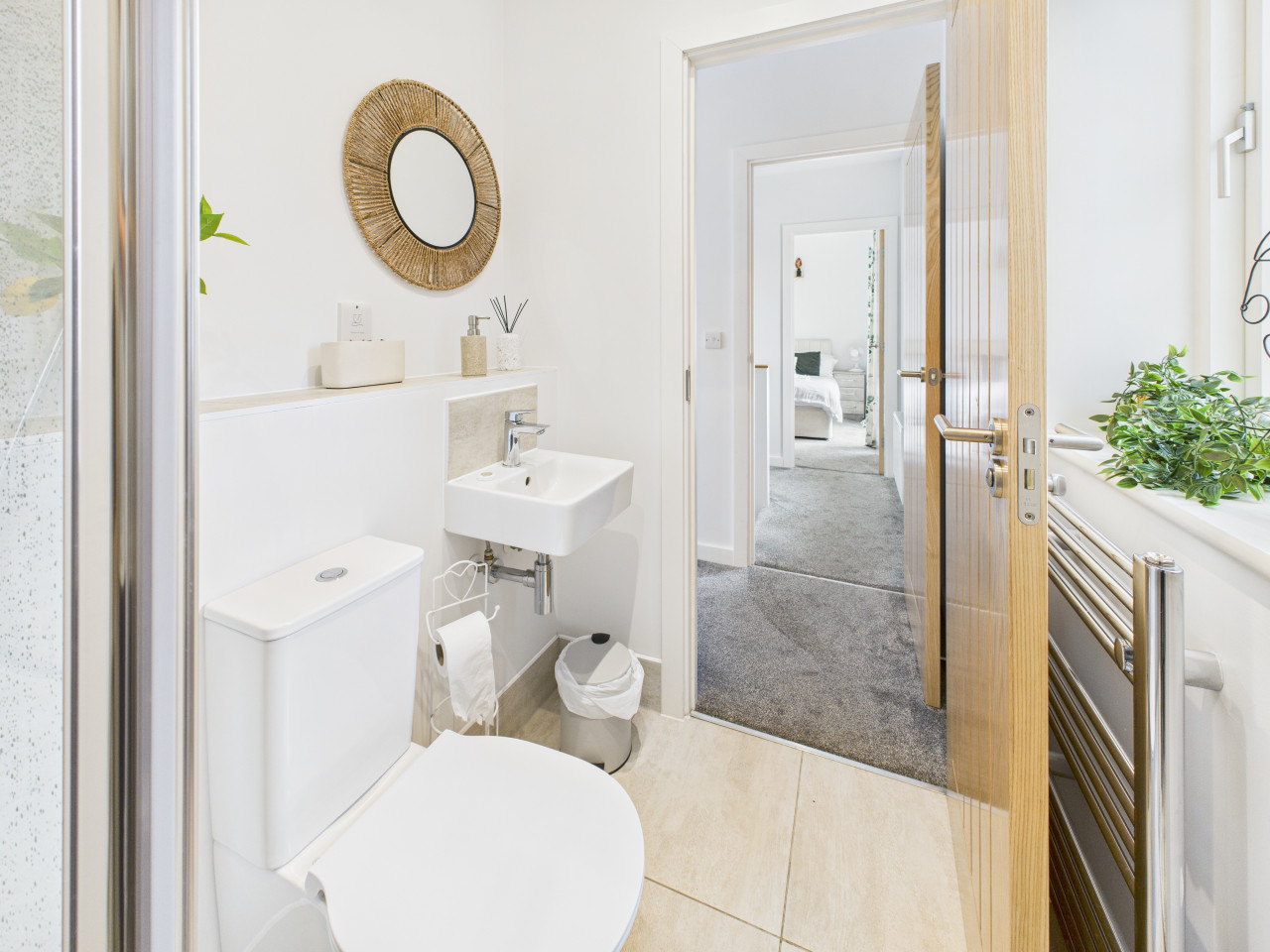 Harvey’s Yard | New | Luxury Stay | Walk to Beach