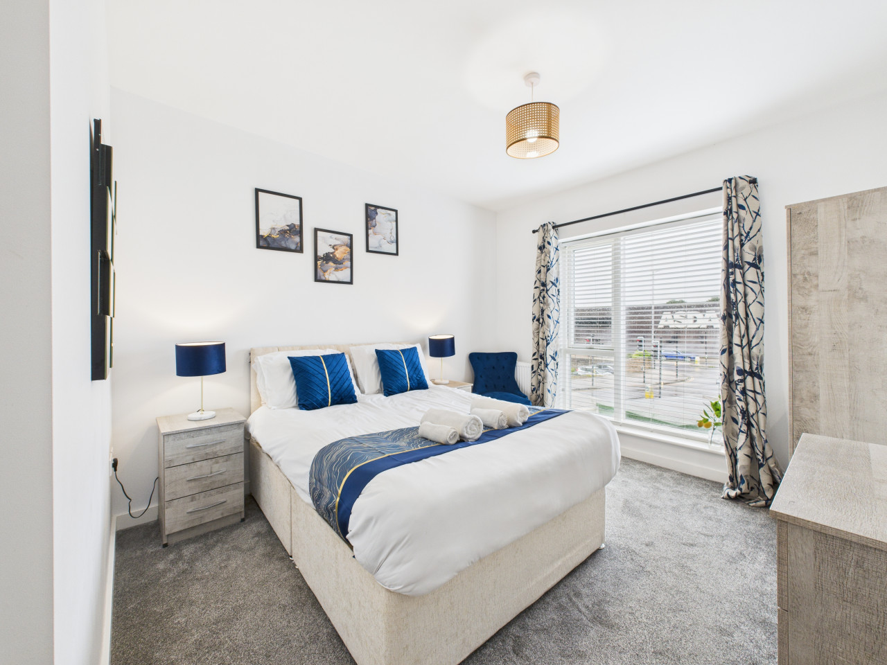 Harvey’s Yard | New | Luxury Stay | Walk to Beach