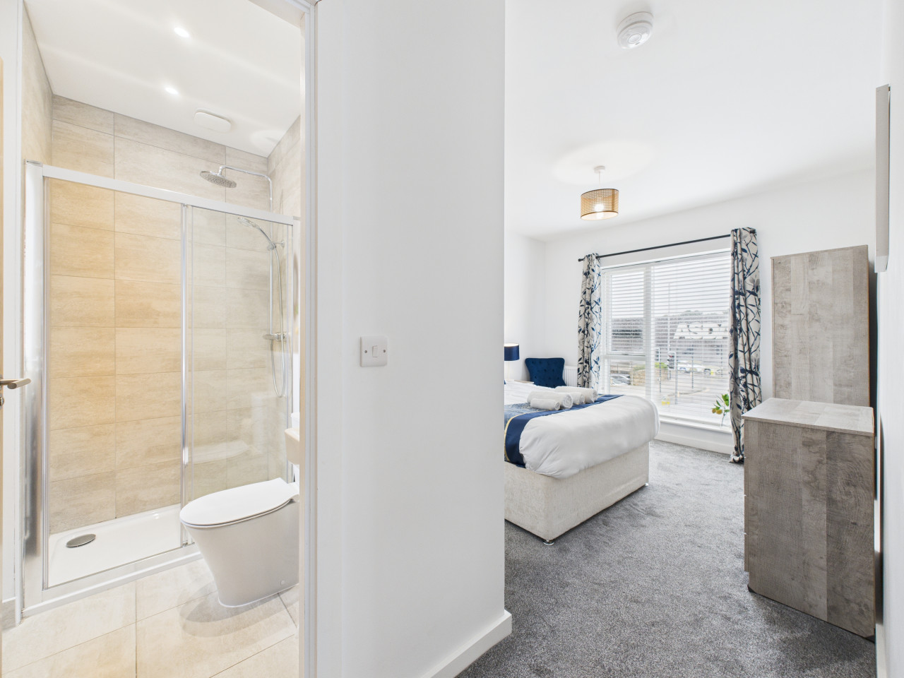 Harvey’s Yard | New | Luxury Stay | Walk to Beach