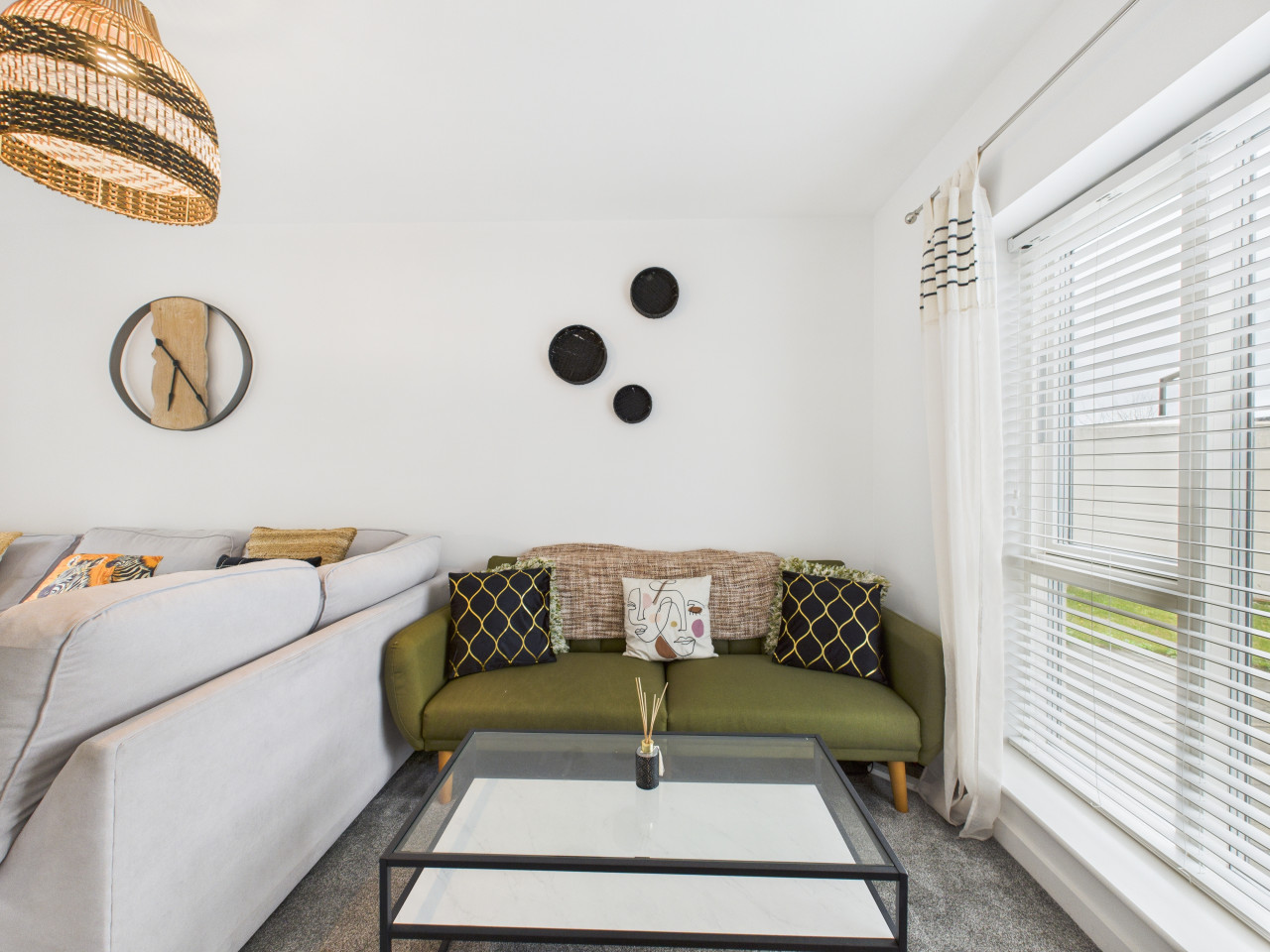 Harvey’s Yard | New | Luxury Stay | Walk to Beach