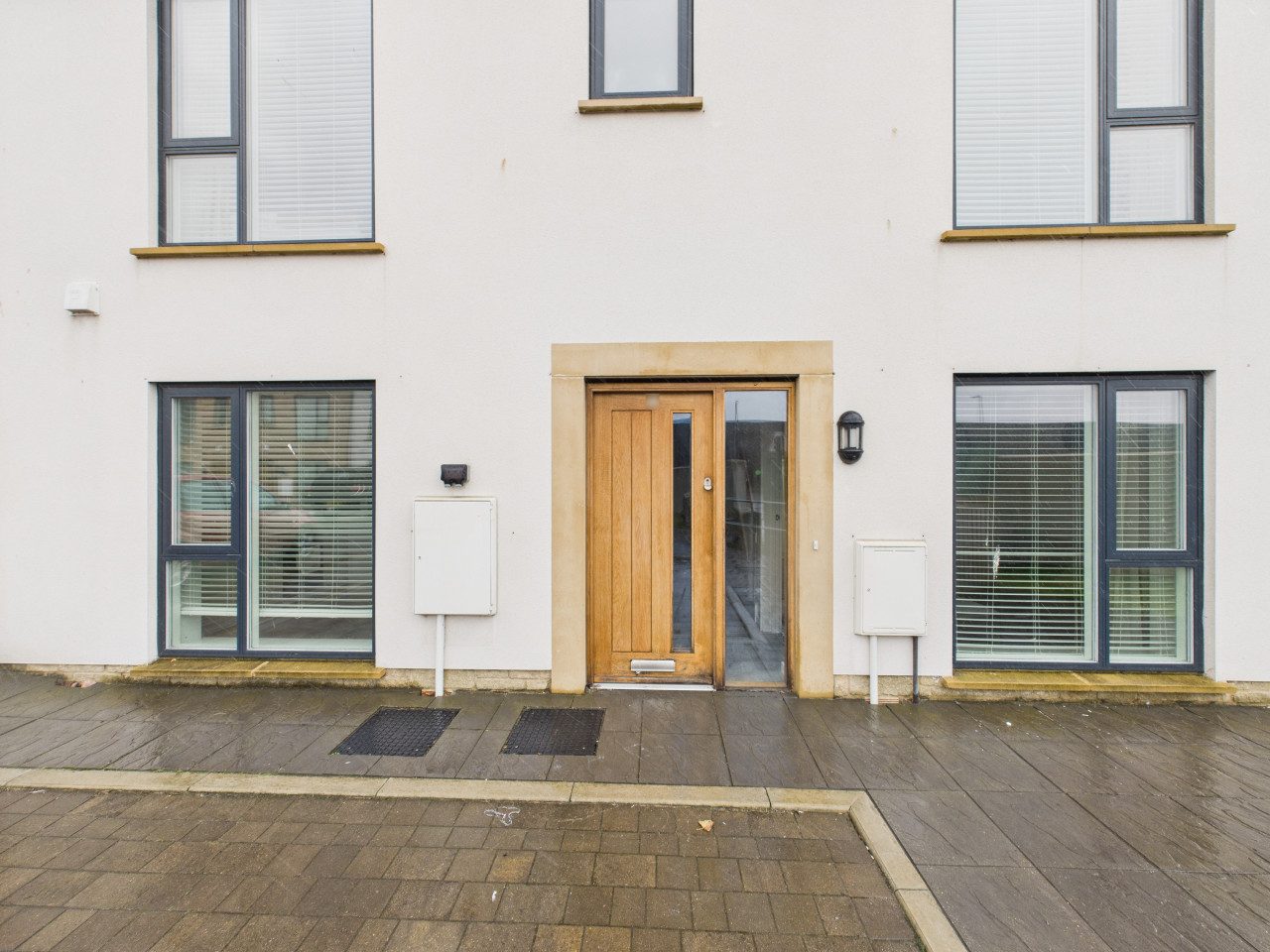 Harvey’s Yard | New | Luxury Stay | Walk to Beach