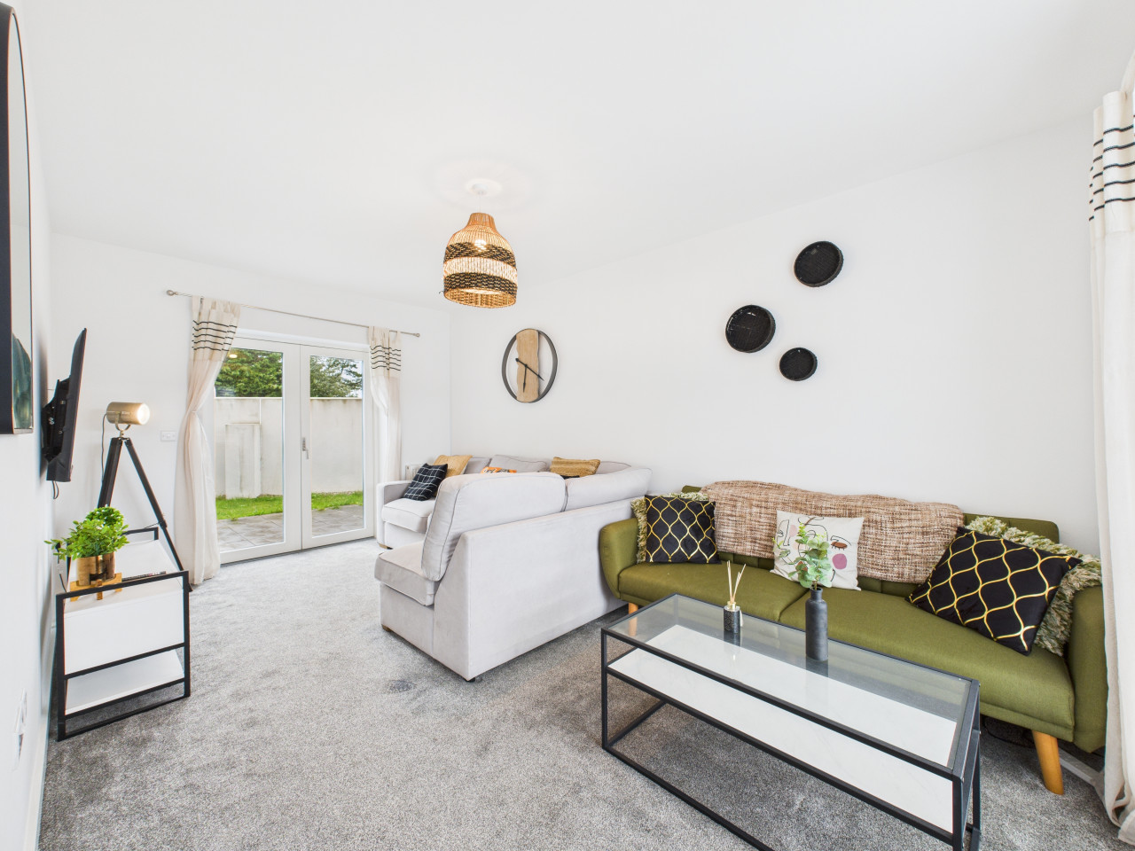 Harvey’s Yard | New | Luxury Stay | Walk to Beach