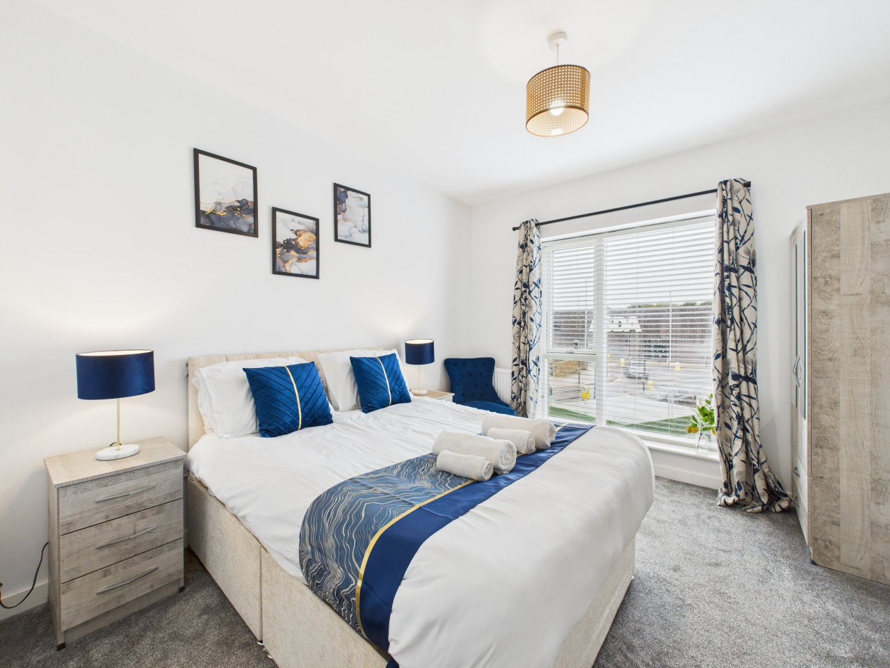 Harvey’s Yard | New | Luxury Stay | Walk to Beach