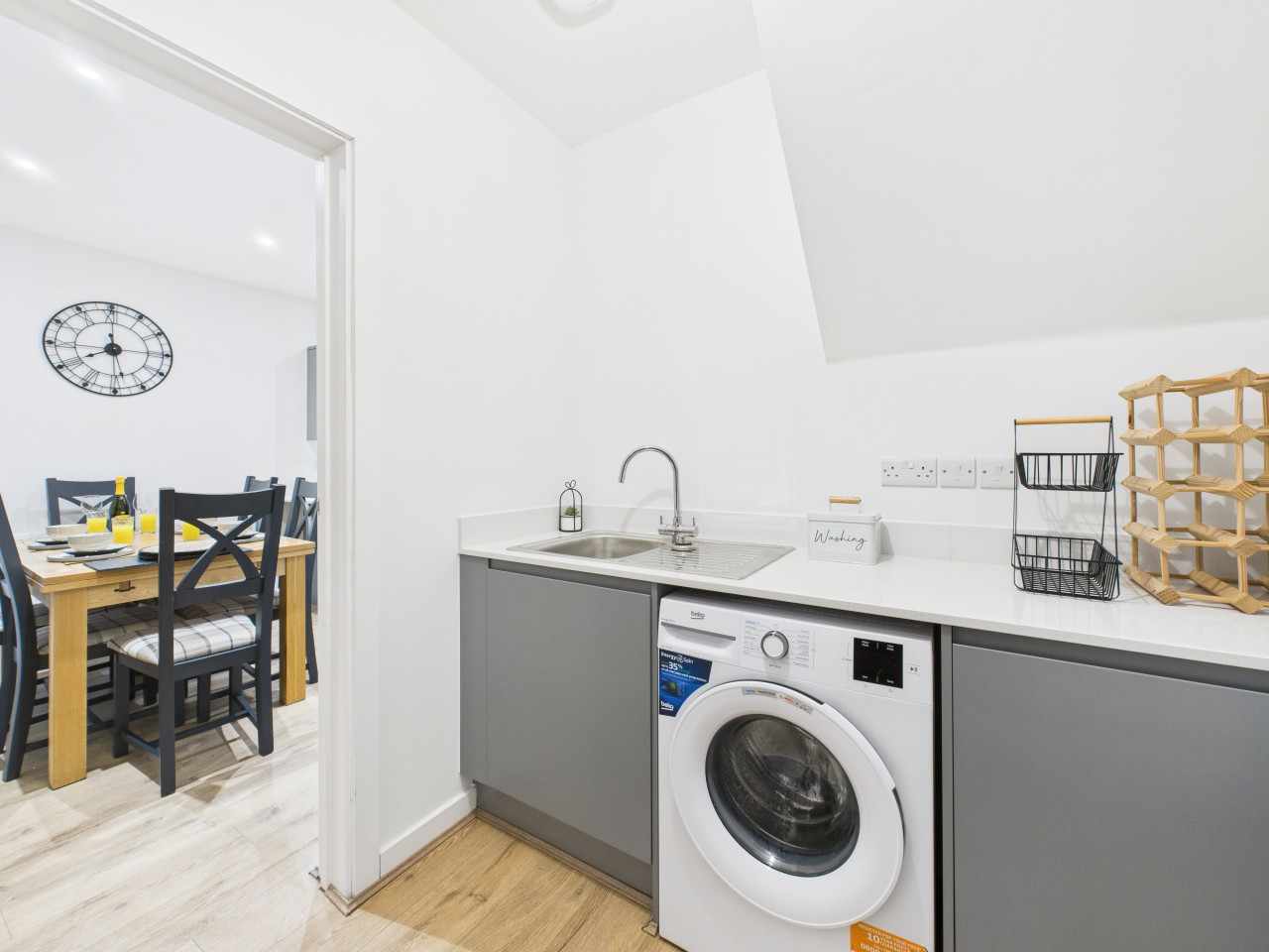 Harvey's Yard | Luxury Home | Beach & Parking