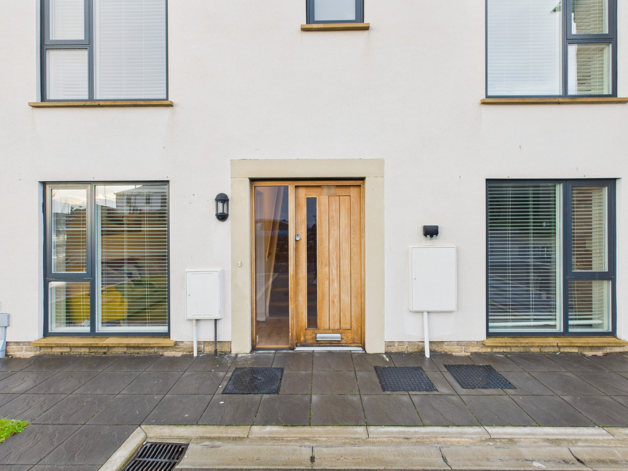 Harvey's Yard | Luxury Home | Beach & Parking