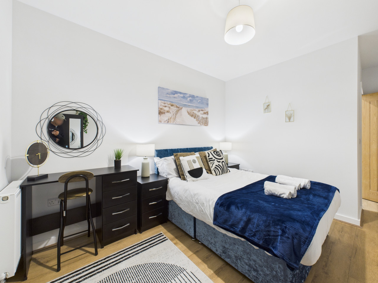 Harvey's Yard | Luxury Home | Beach & Parking