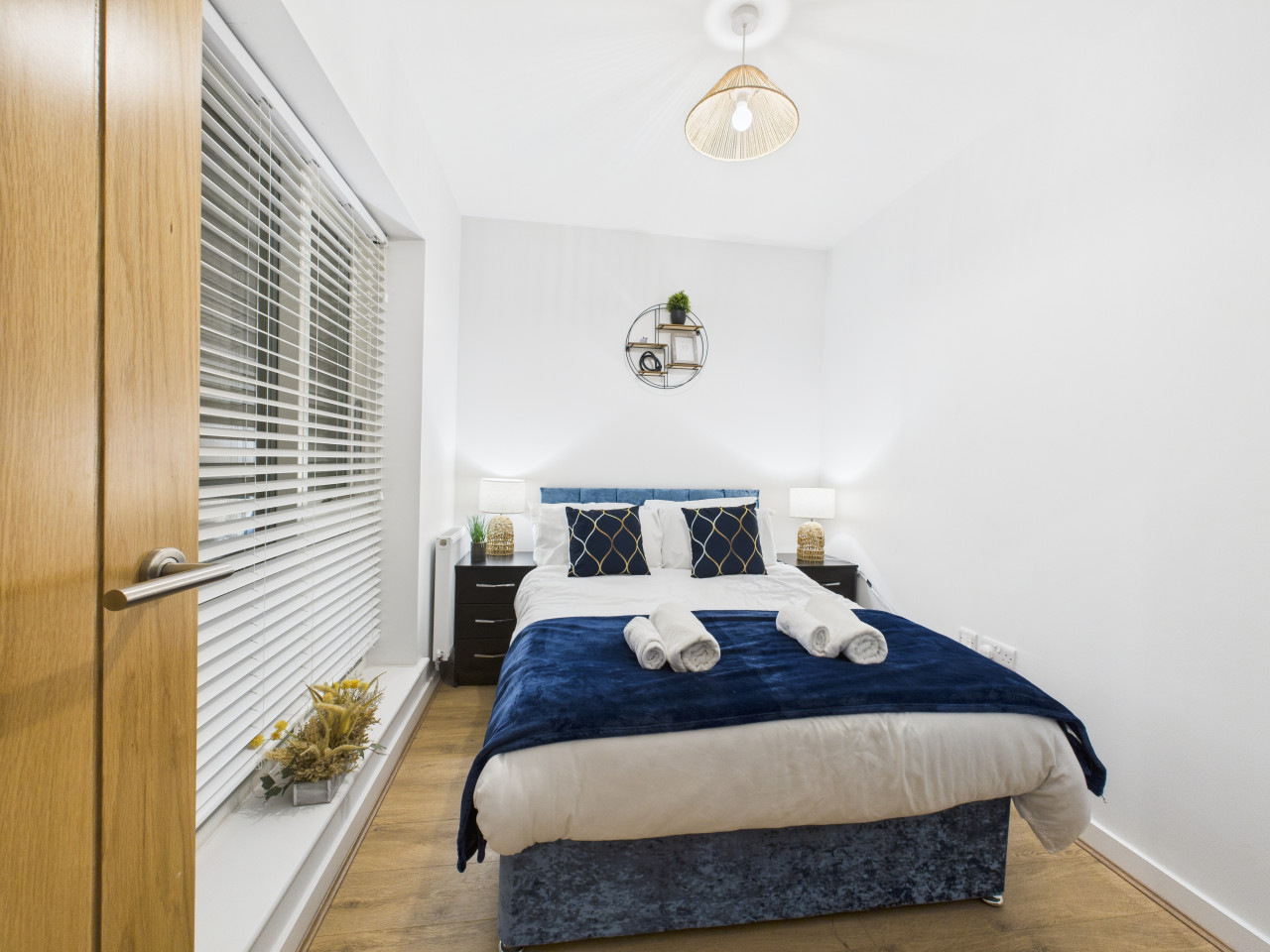 Harvey's Yard | Luxury Home | Beach & Parking