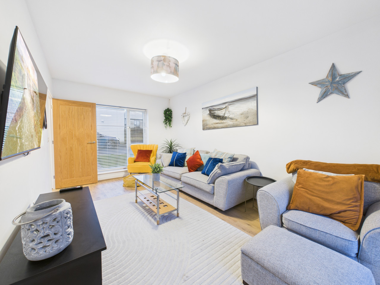 Harvey's Yard | Luxury Home | Beach & Parking