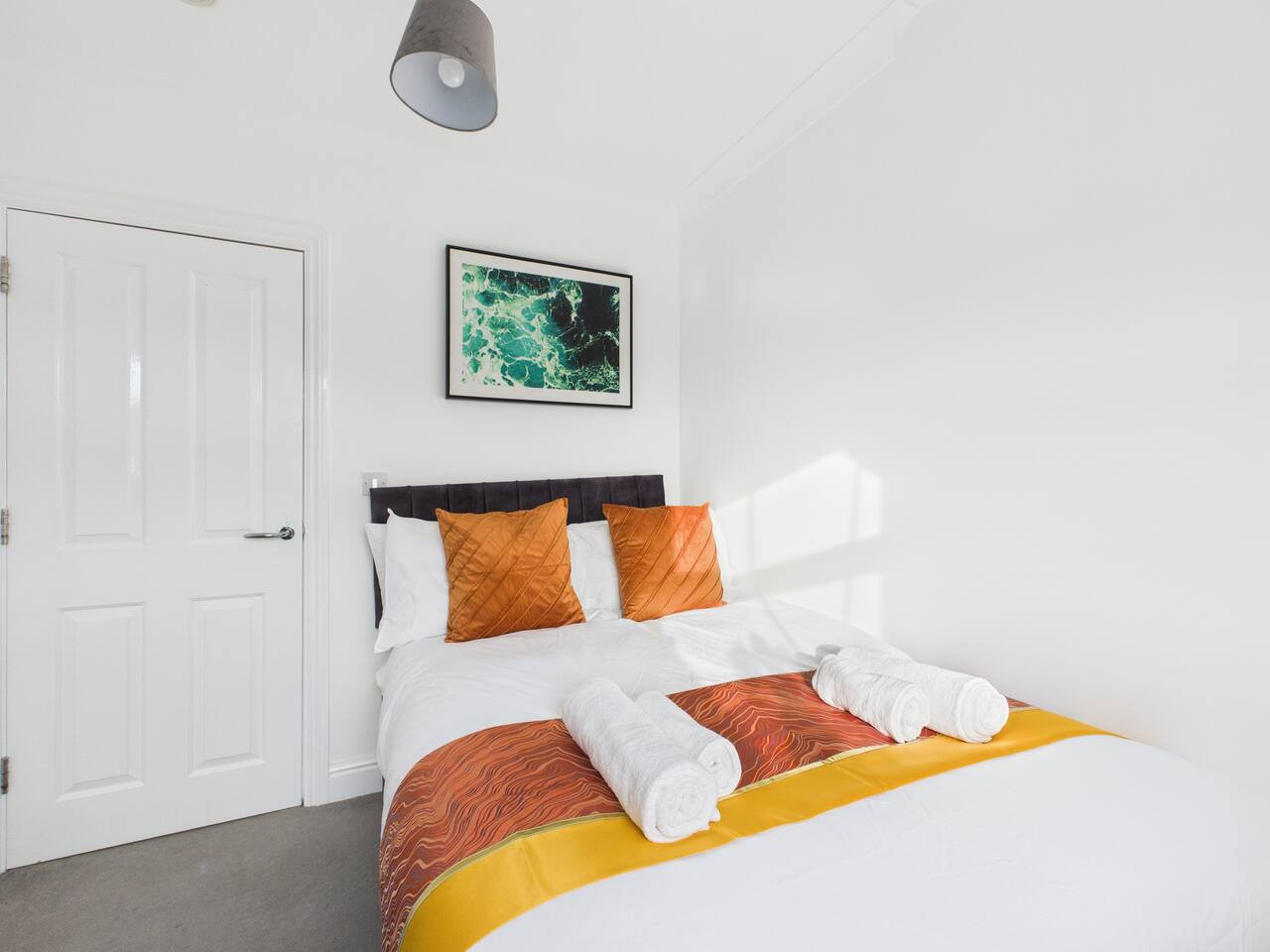 New | Brookbank Place | Central | Free Parking