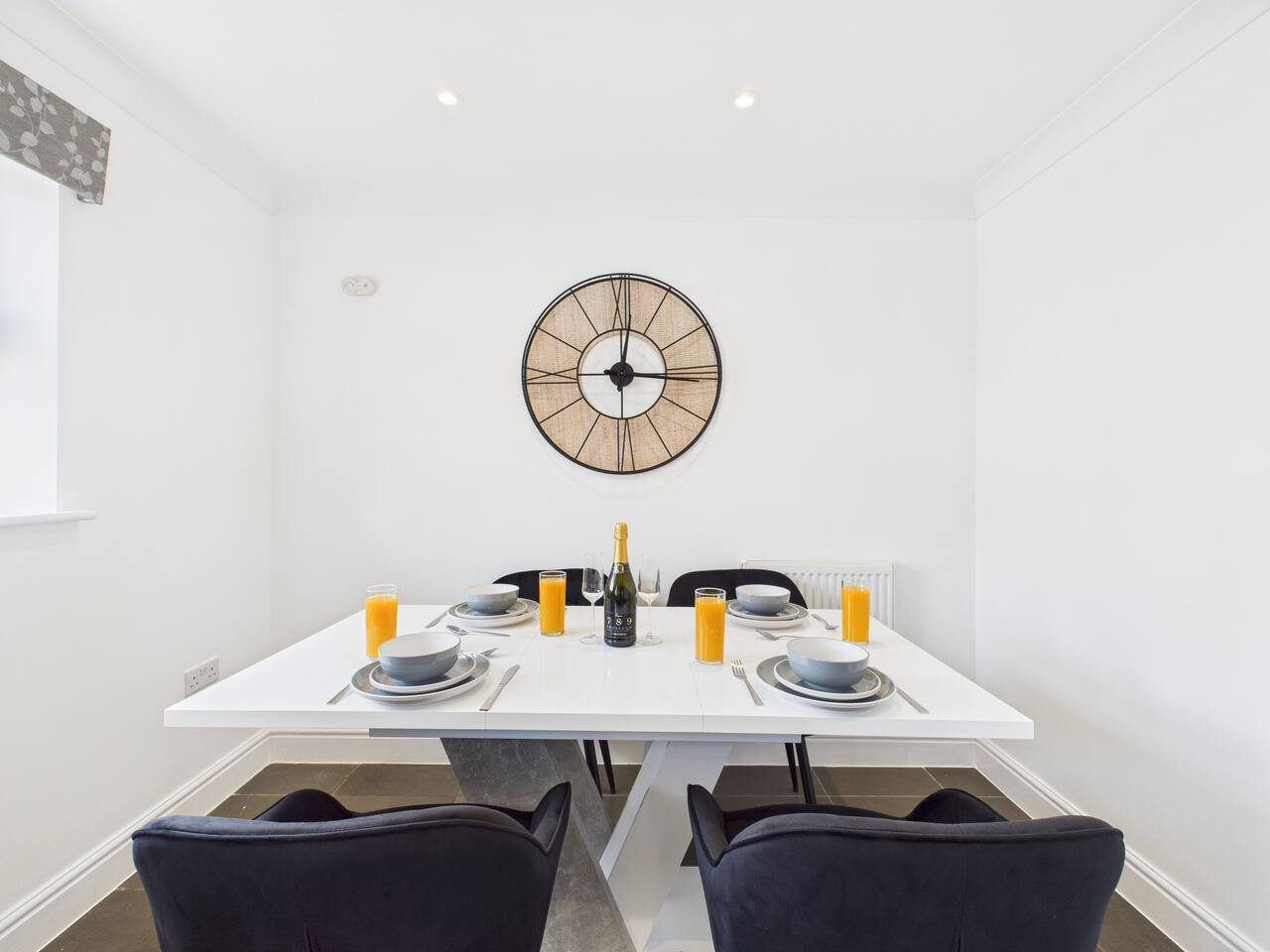 New | Brookbank Place | Central | Free Parking