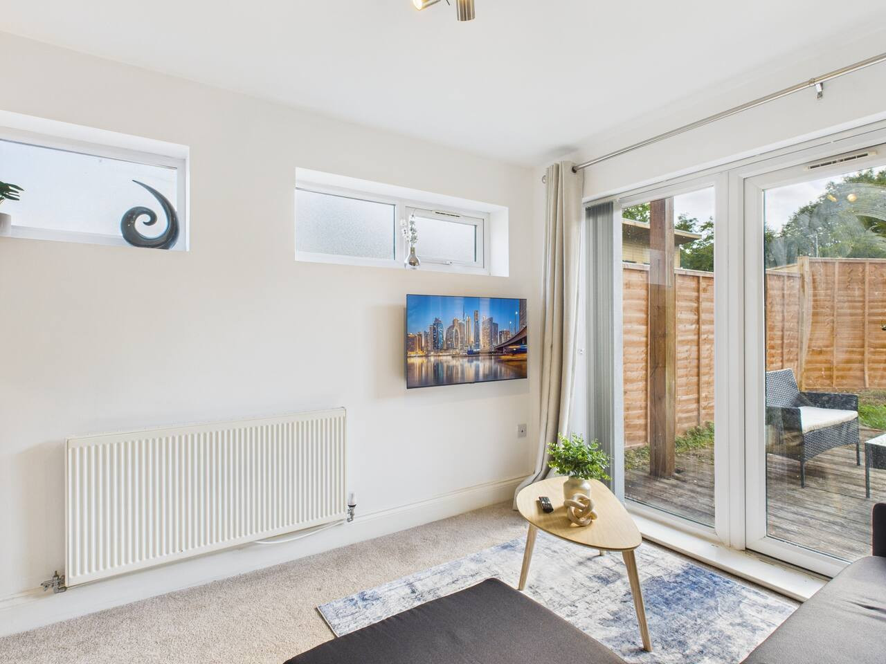 *New* | No1 Saxon Way | Gym | Pool & Spa