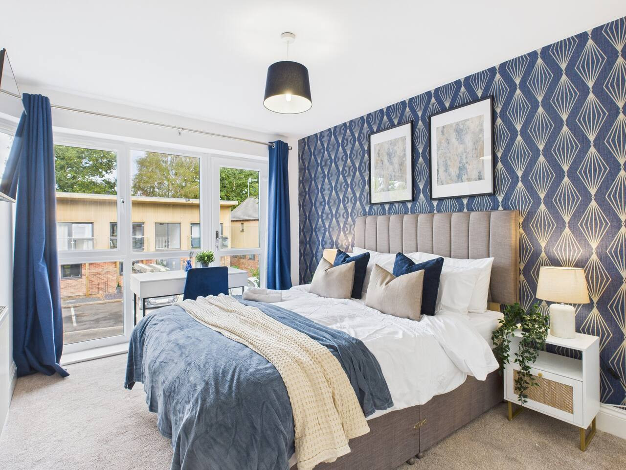 *New* | No1 Saxon Way | Gym | Pool & Spa