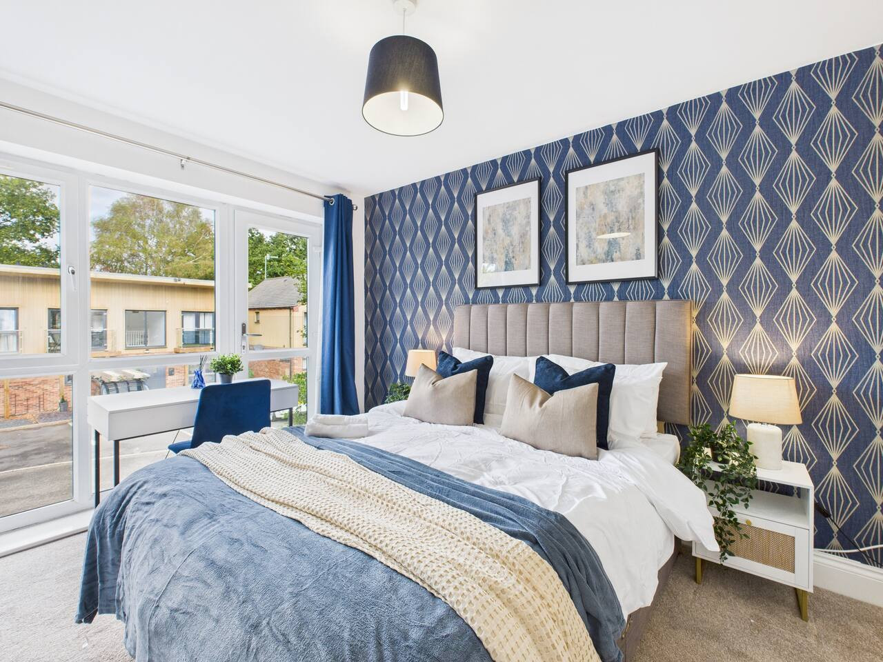 *New* | No1 Saxon Way | Gym | Pool & Spa