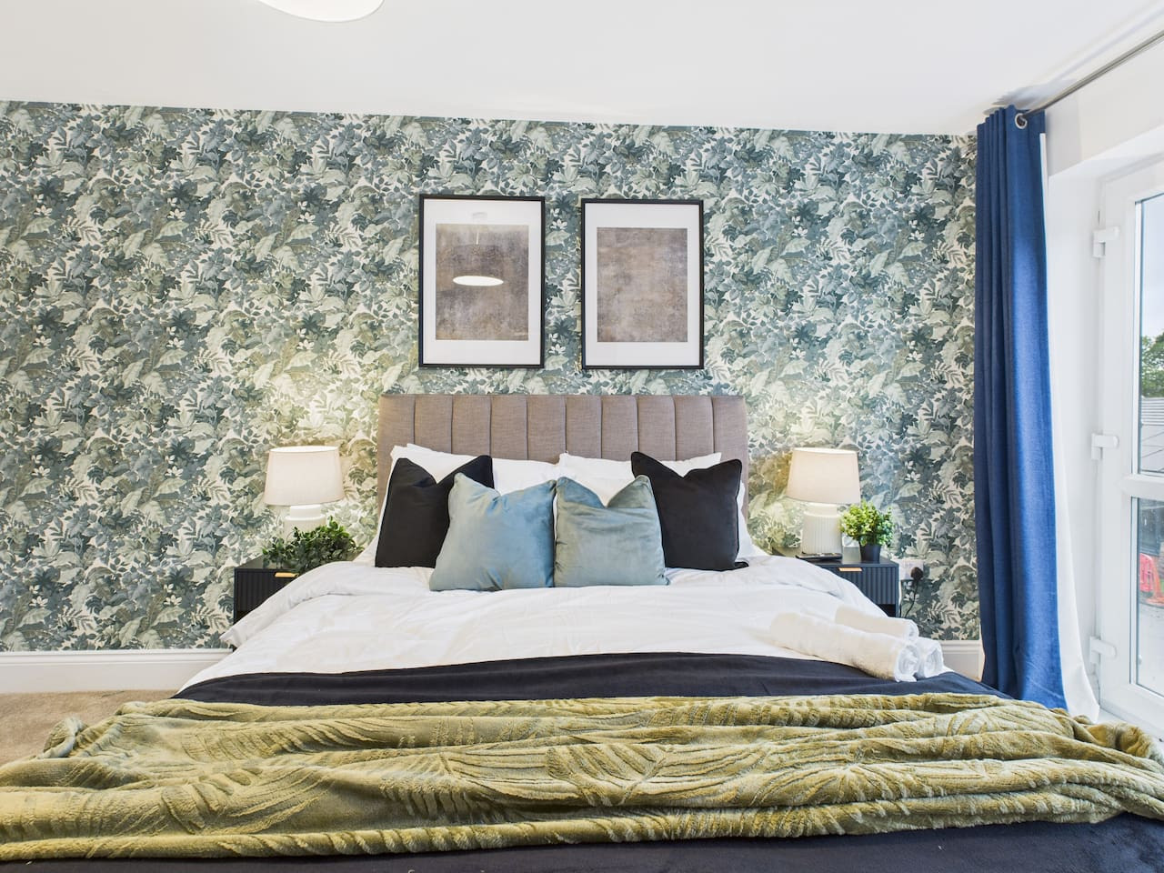 *New* | No5 Saxon Way | Gym | Pool & Spa