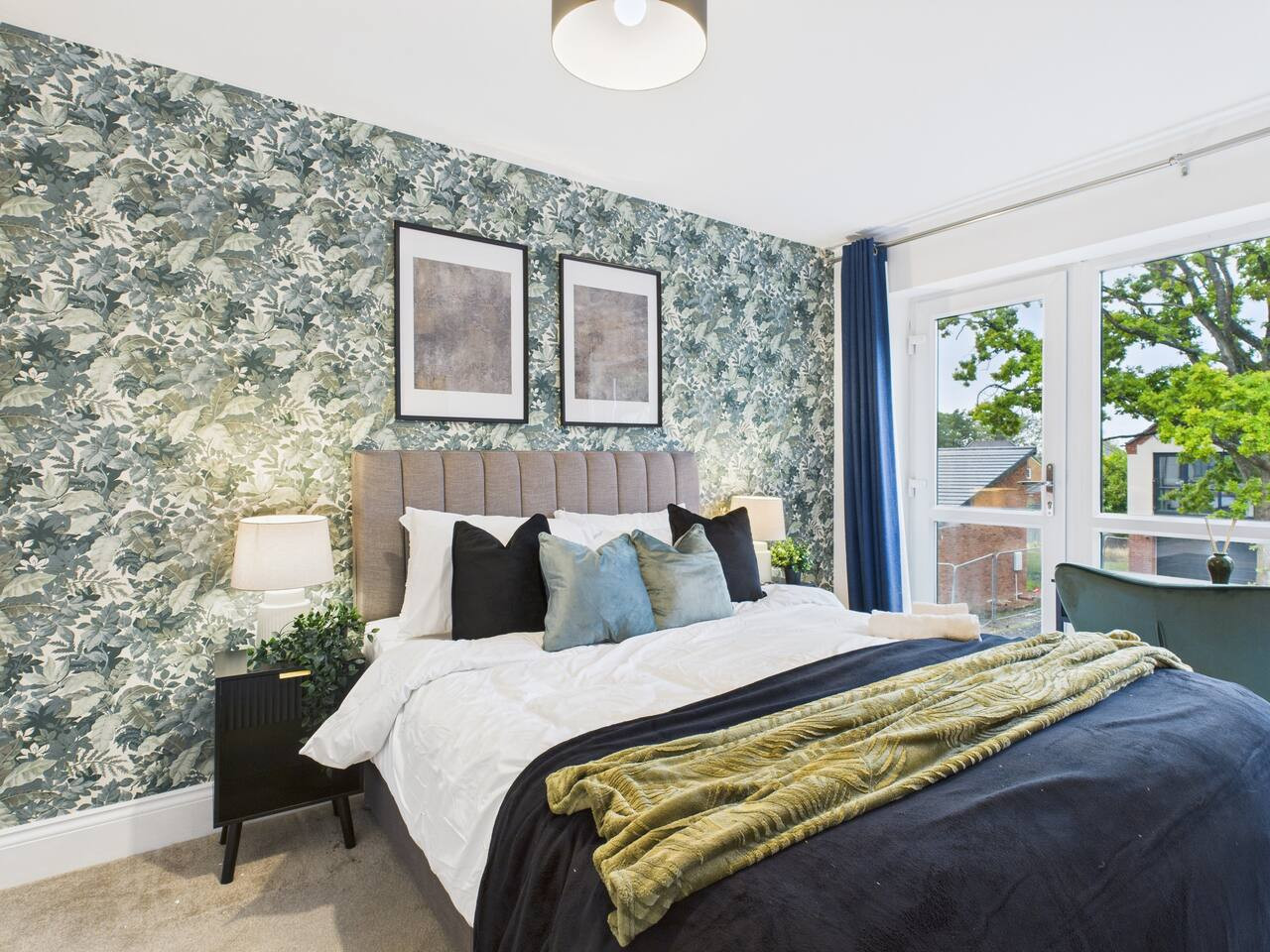 *New* | No5 Saxon Way | Gym | Pool & Spa