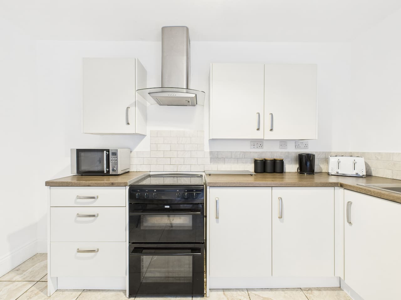 *New* | No5 Saxon Way | Gym | Pool & Spa