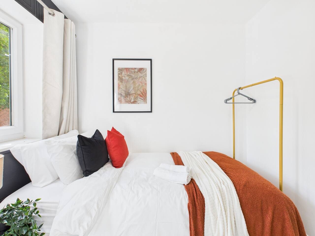 *New* | No7 Saxon Way | Gym | Pool & Spa