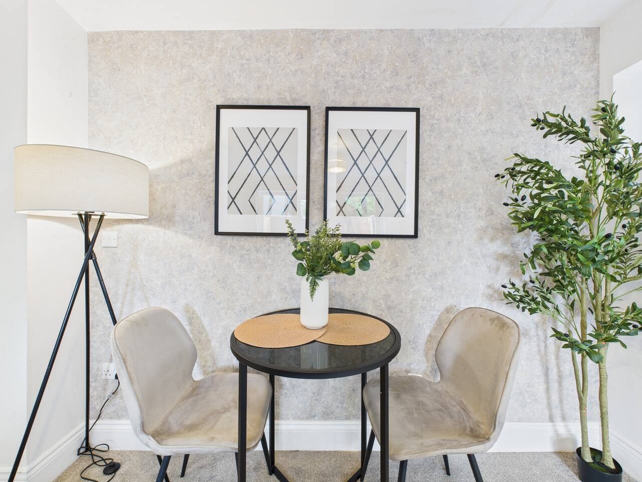 *New* | No7 Saxon Way | Gym | Pool & Spa