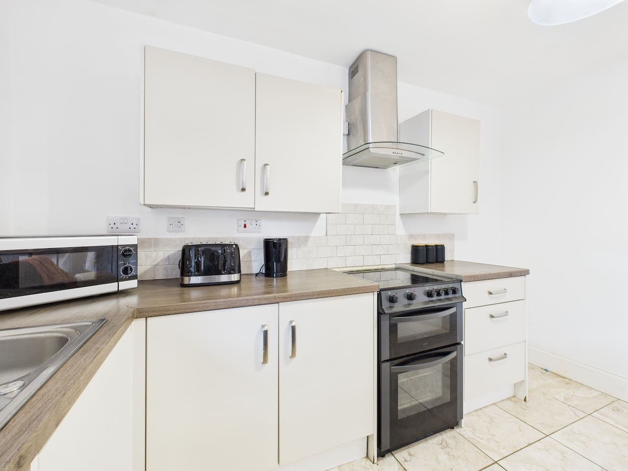 *New* | No7 Saxon Way | Gym | Pool & Spa