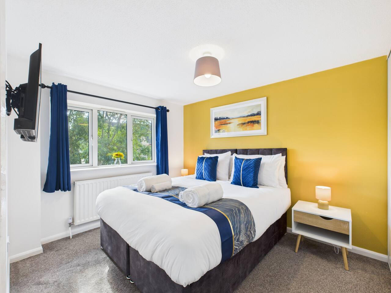 NEW | Cornfields Place | Racecourse | Free Parking