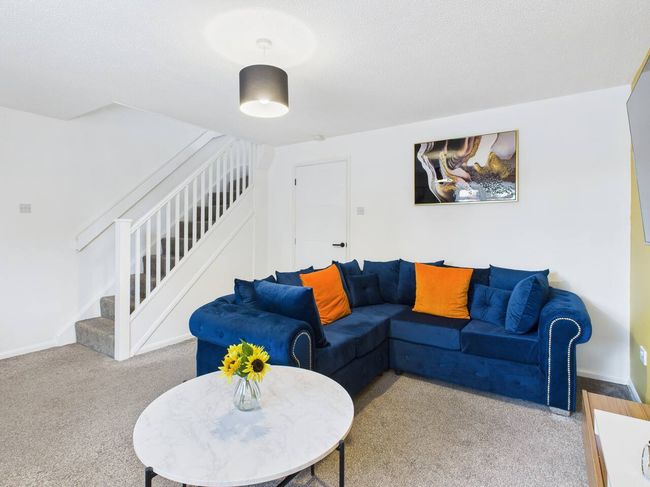 NEW | Cornfields Place | Racecourse | Free Parking