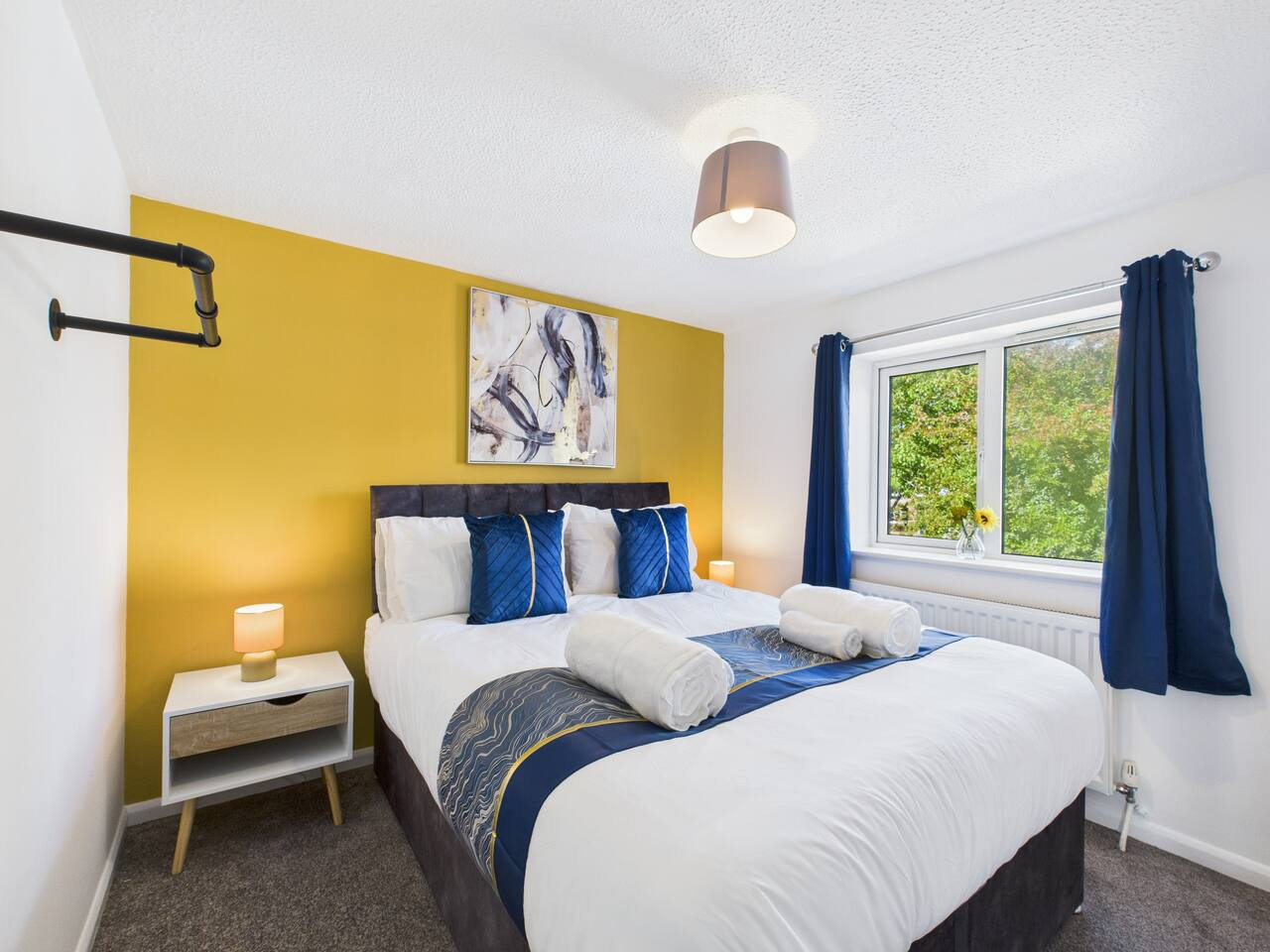 NEW | Cornfields Place | Racecourse | Free Parking