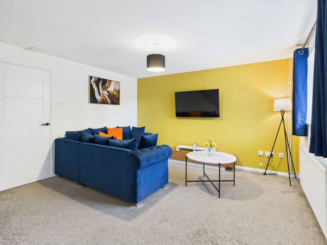 NEW | Cornfields Place | Racecourse | Free Parking