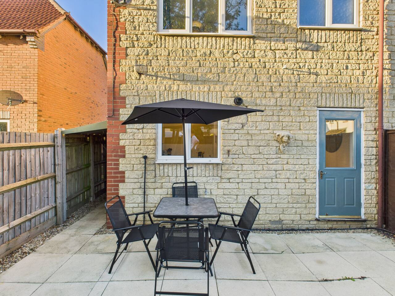 NEW | Cornfields Place | Racecourse | Free Parking