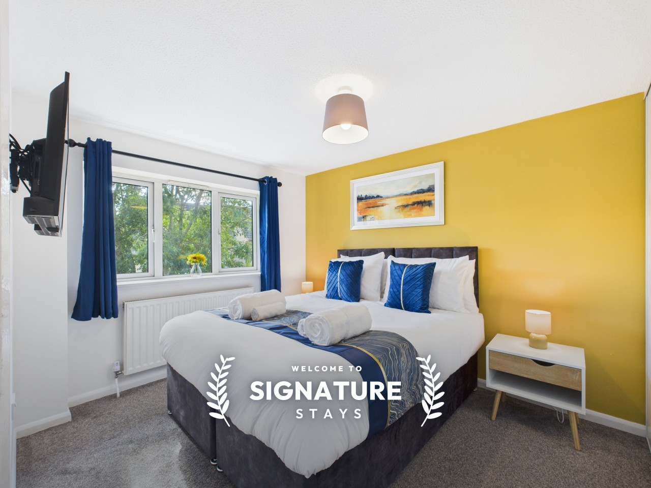 40 The Cornfields serviced apartment - Bishops Cleeve, Cheltenham - VivreStays