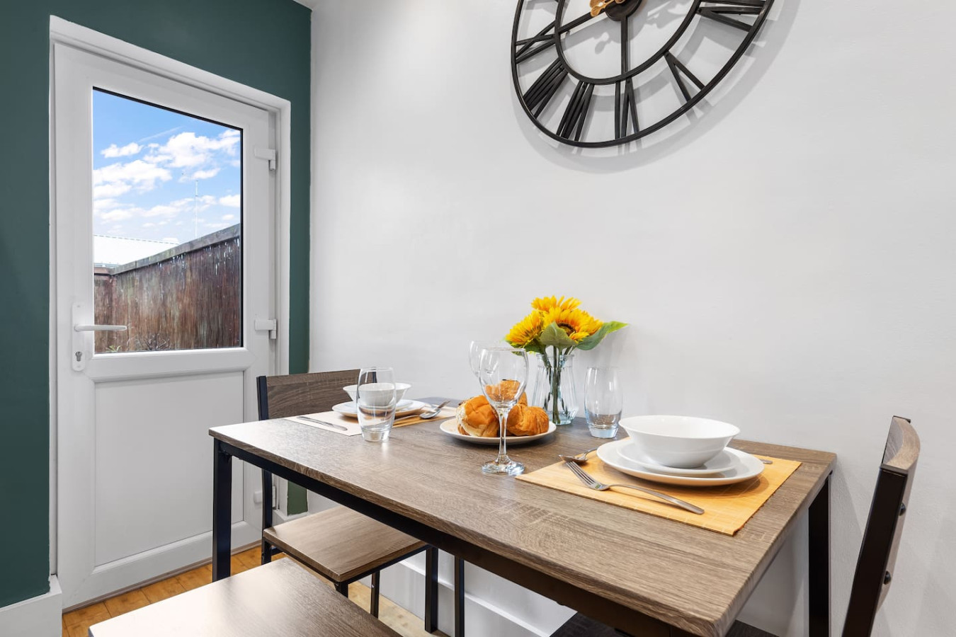 26 Watford Field Road