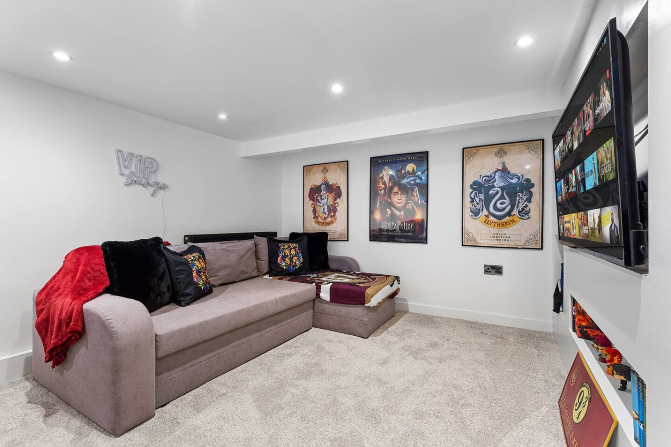 26 Watford Field Road