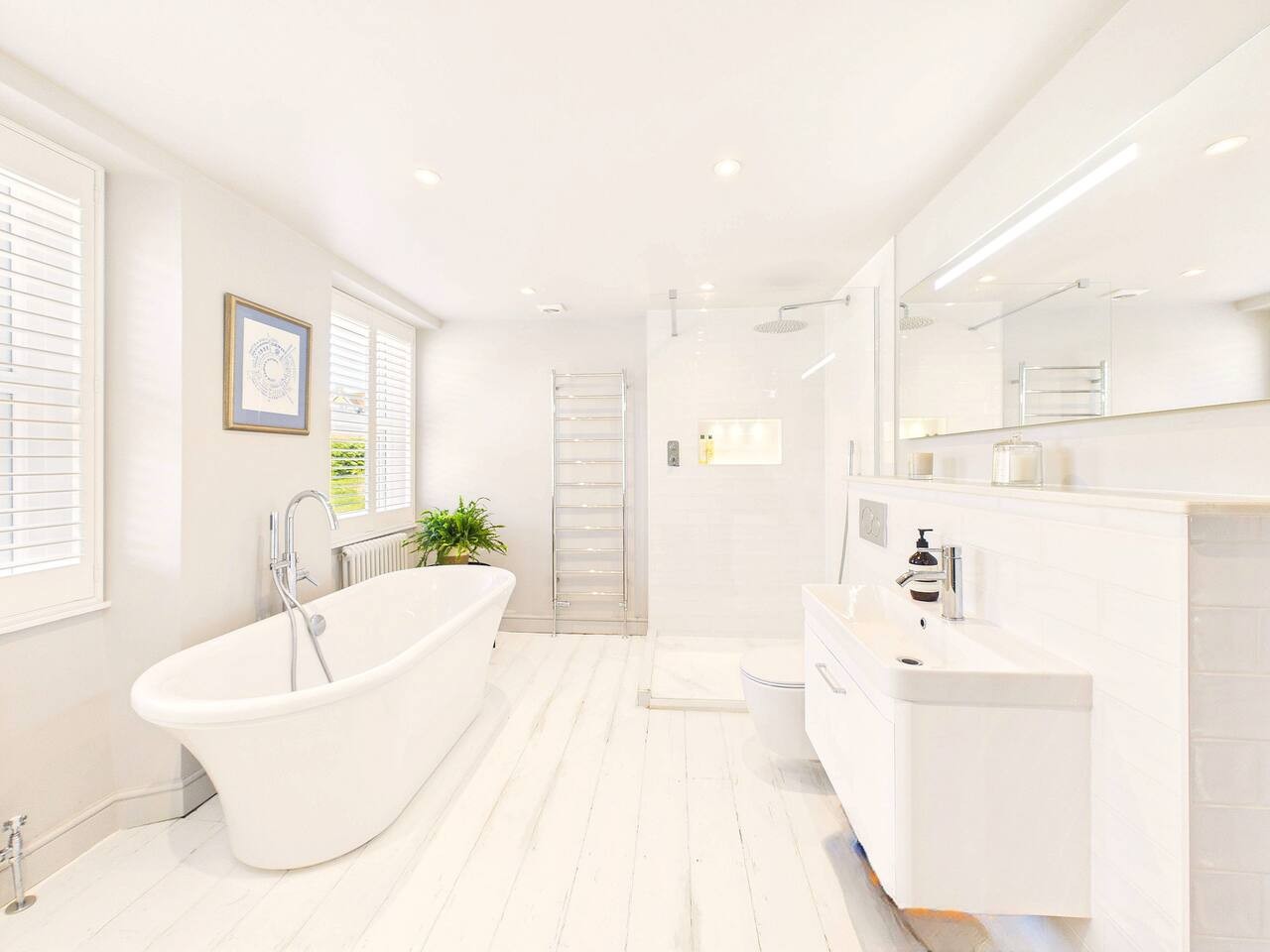 Belas View in 36 Cheltenham Road - Property image 29 - VivreStays