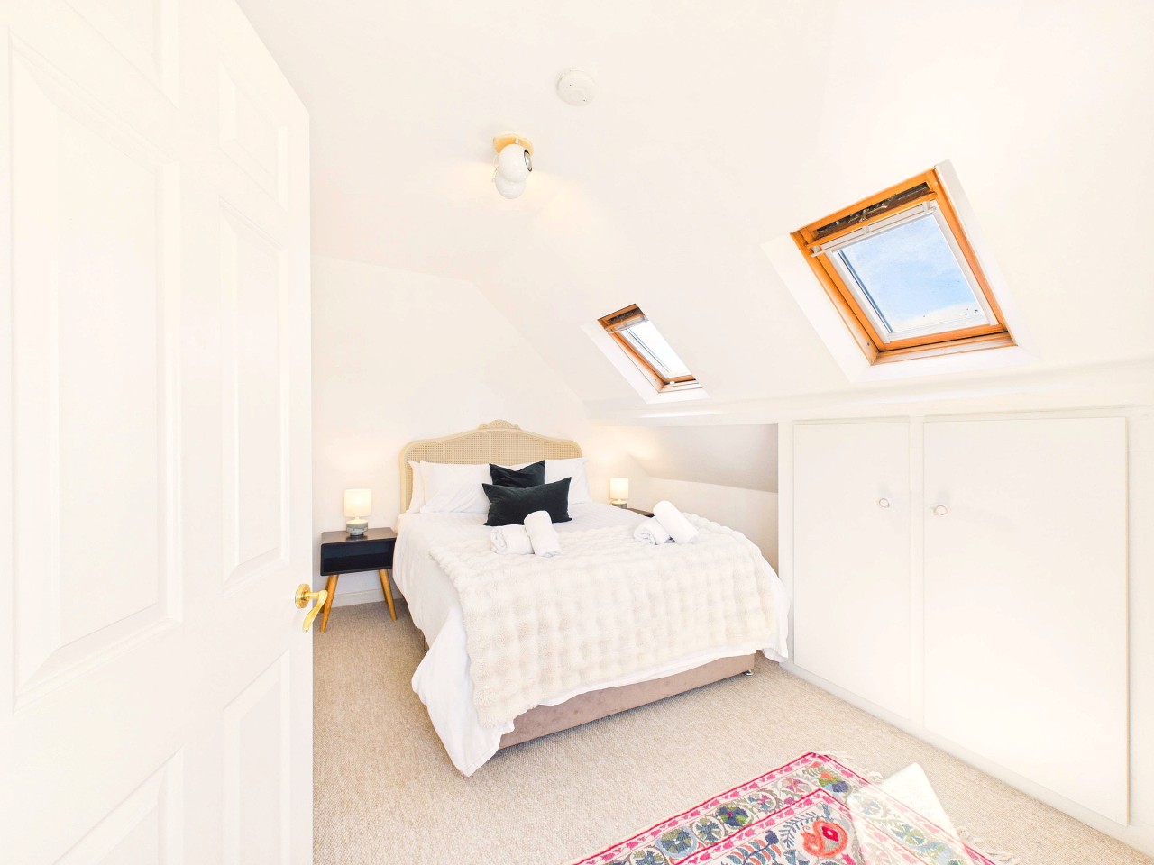 Belas View in 36 Cheltenham Road - Property image 7 - VivreStays