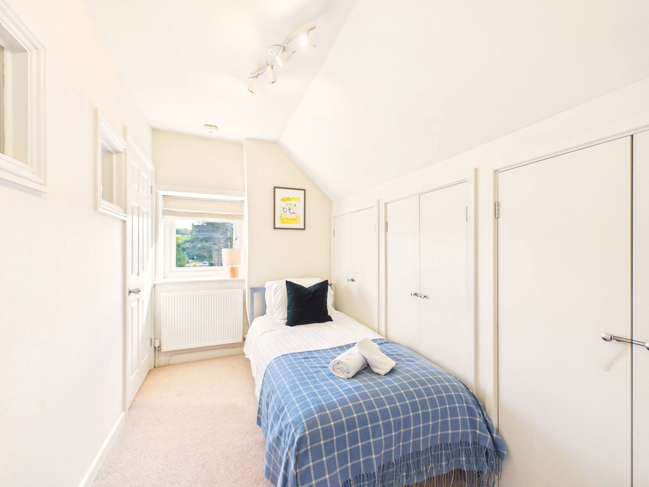 Belas View in 36 Cheltenham Road - Property image 26 - VivreStays