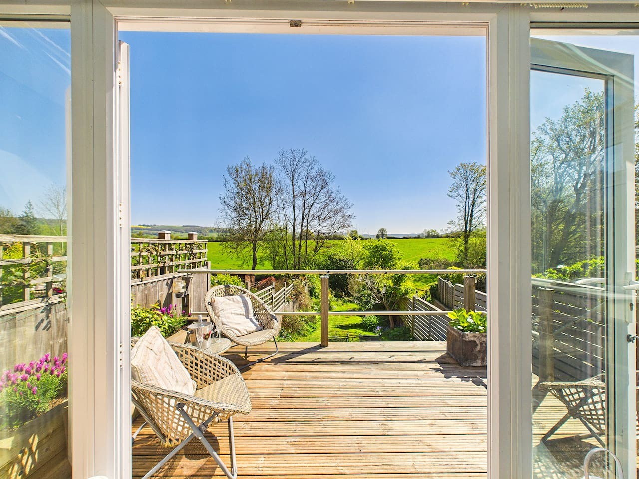 Belas View in 36 Cheltenham Road - Property image 10 - VivreStays