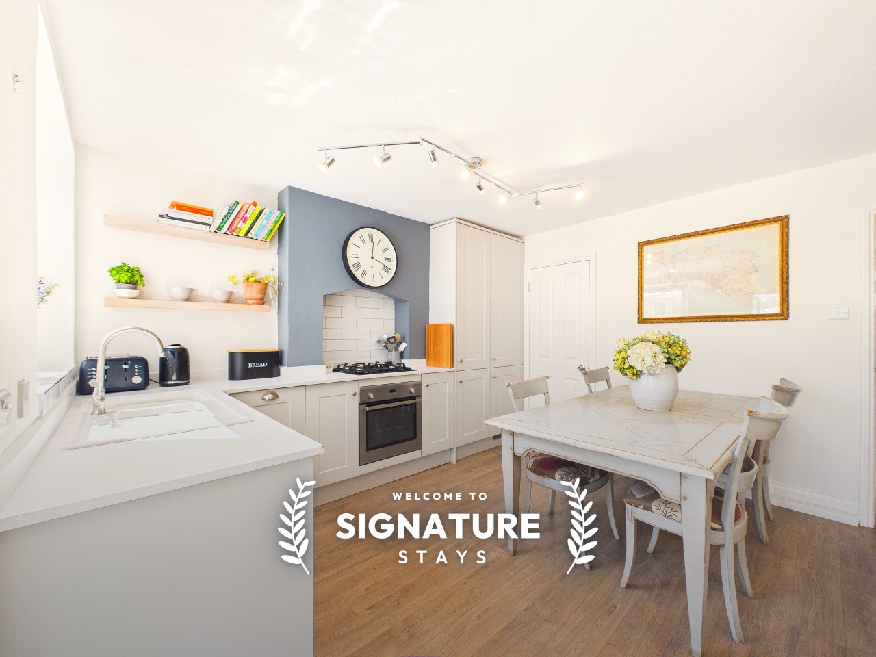 Belas View serviced apartment - Winchcombe - VivreStays