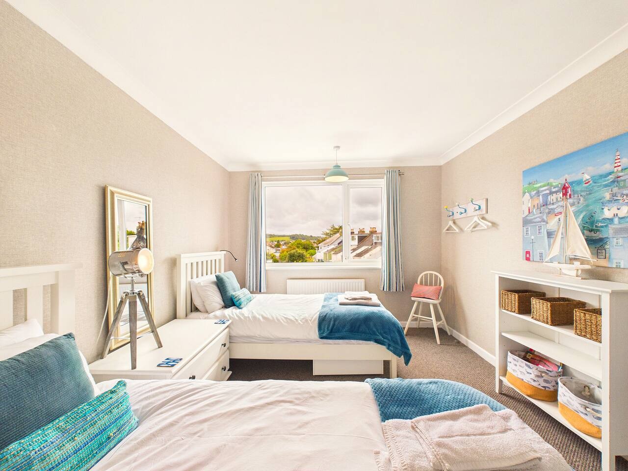 7 Trafalgar Terrace in 7 Higher Furzeham Rd, Brixham TQ5 8QT, UK - Property image 30 - VivreStays