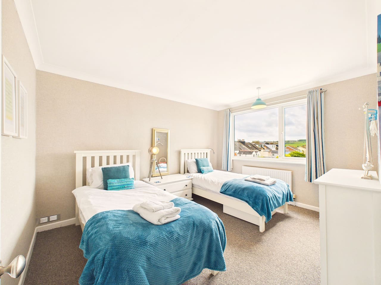 7 Trafalgar Terrace in 7 Higher Furzeham Rd, Brixham TQ5 8QT, UK - Property image 7 - VivreStays