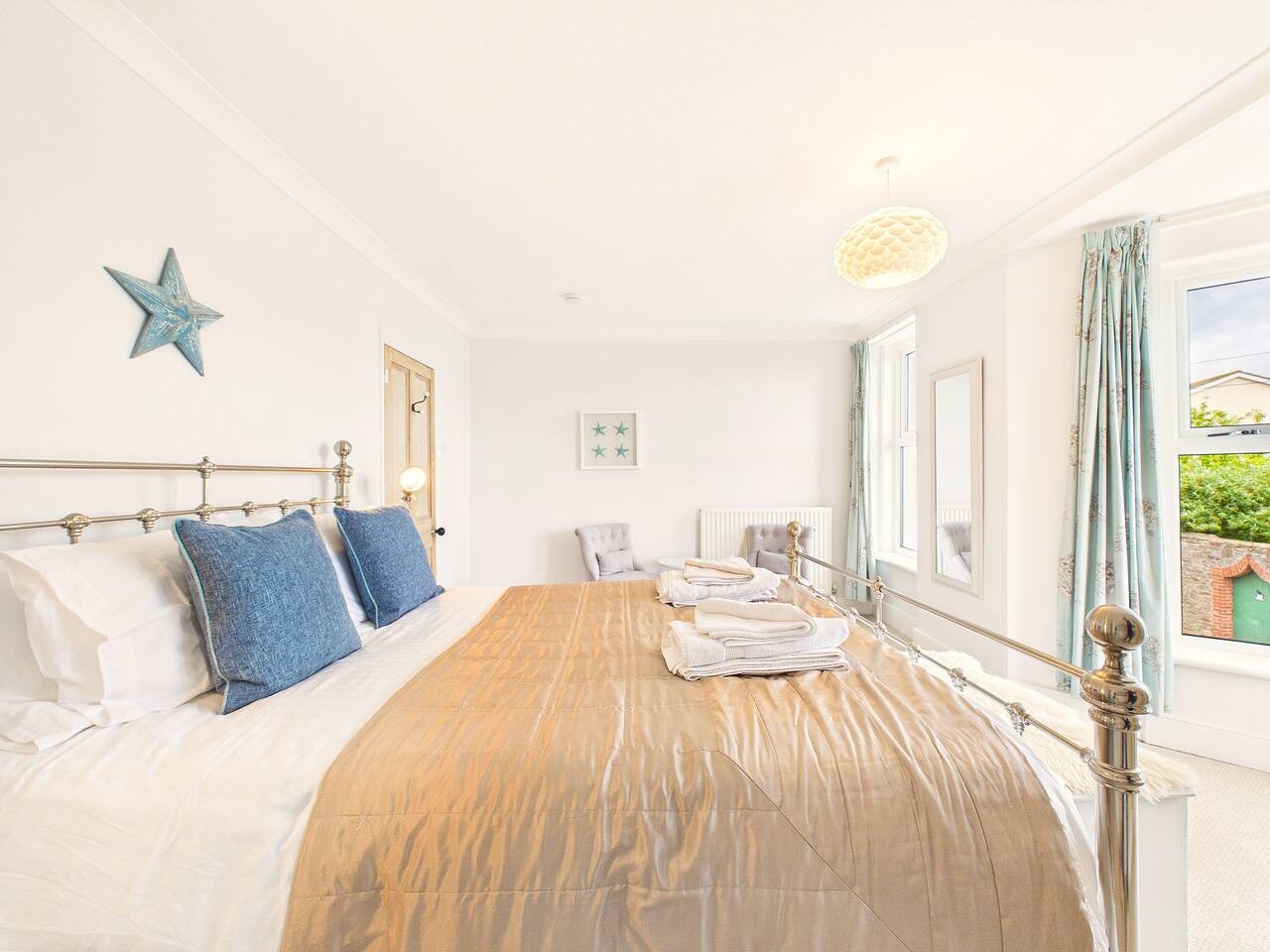 7 Trafalgar Terrace in 7 Higher Furzeham Rd, Brixham TQ5 8QT, UK - Property image 26 - VivreStays