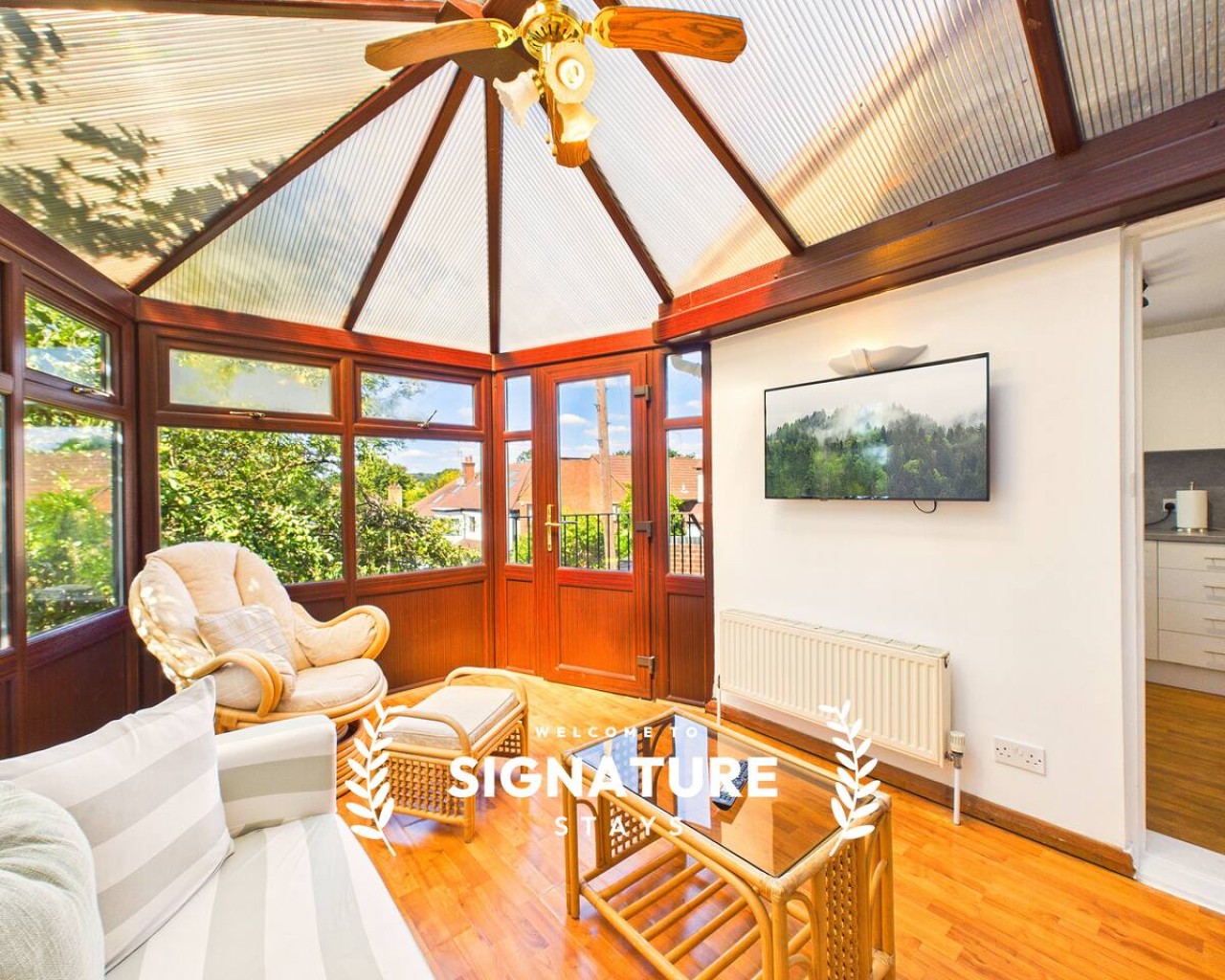36 Slades Garden serviced apartment - UK - VivreStays