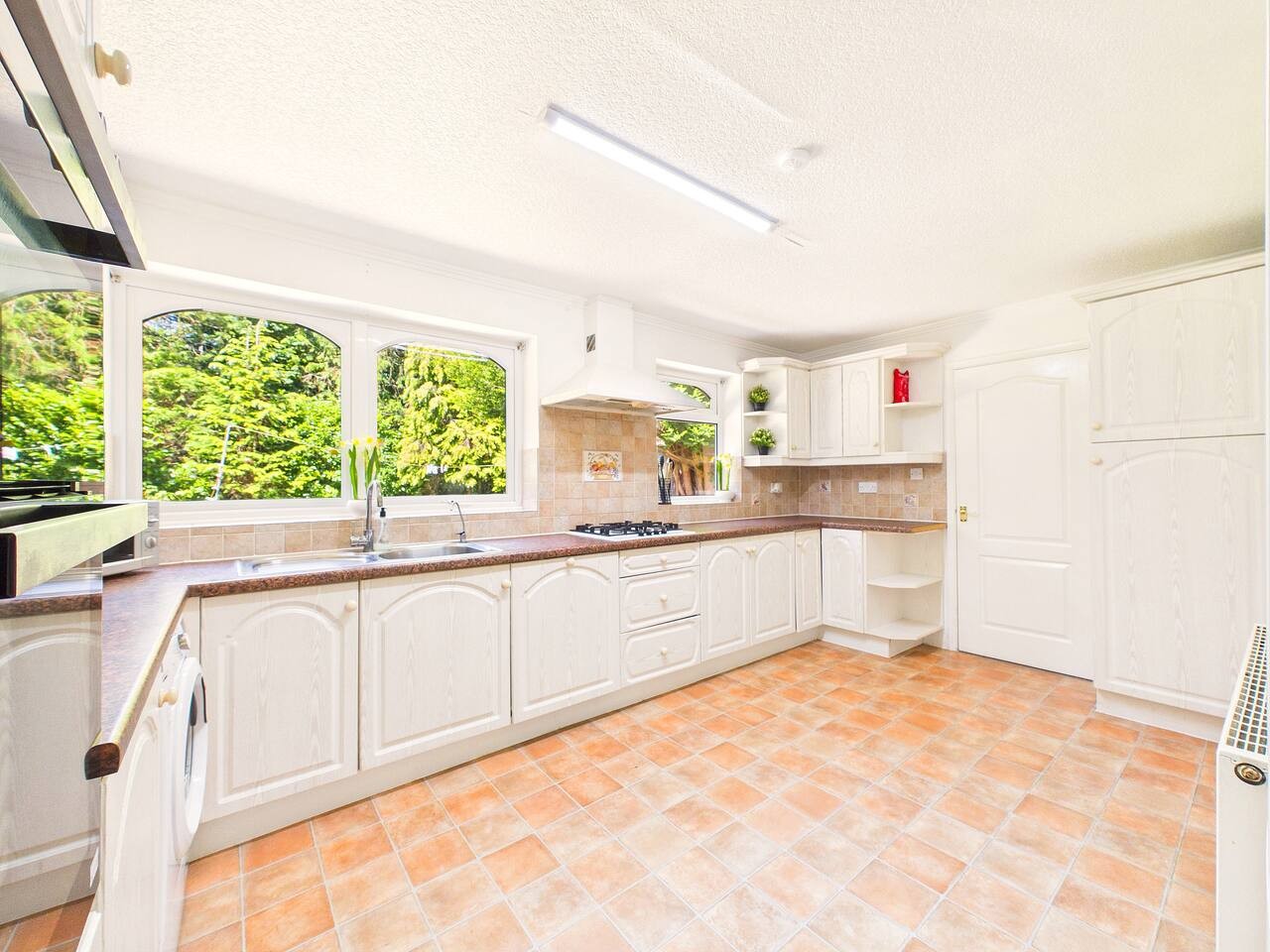 4 St Davids Crescent1 in 4 Saint David's Crescent - Property image 6 - VivreStays