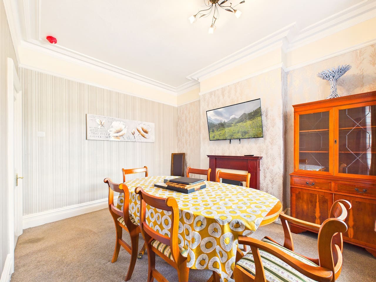 30 Prospect Hill in 30 Prospect Hill - Property image 27 - VivreStays