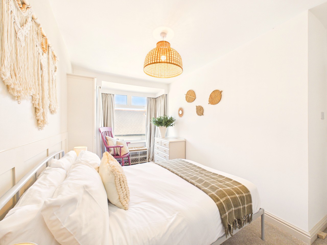 13 Trenwith Place in 13 Trenwith Place - Property image 7 - VivreStays