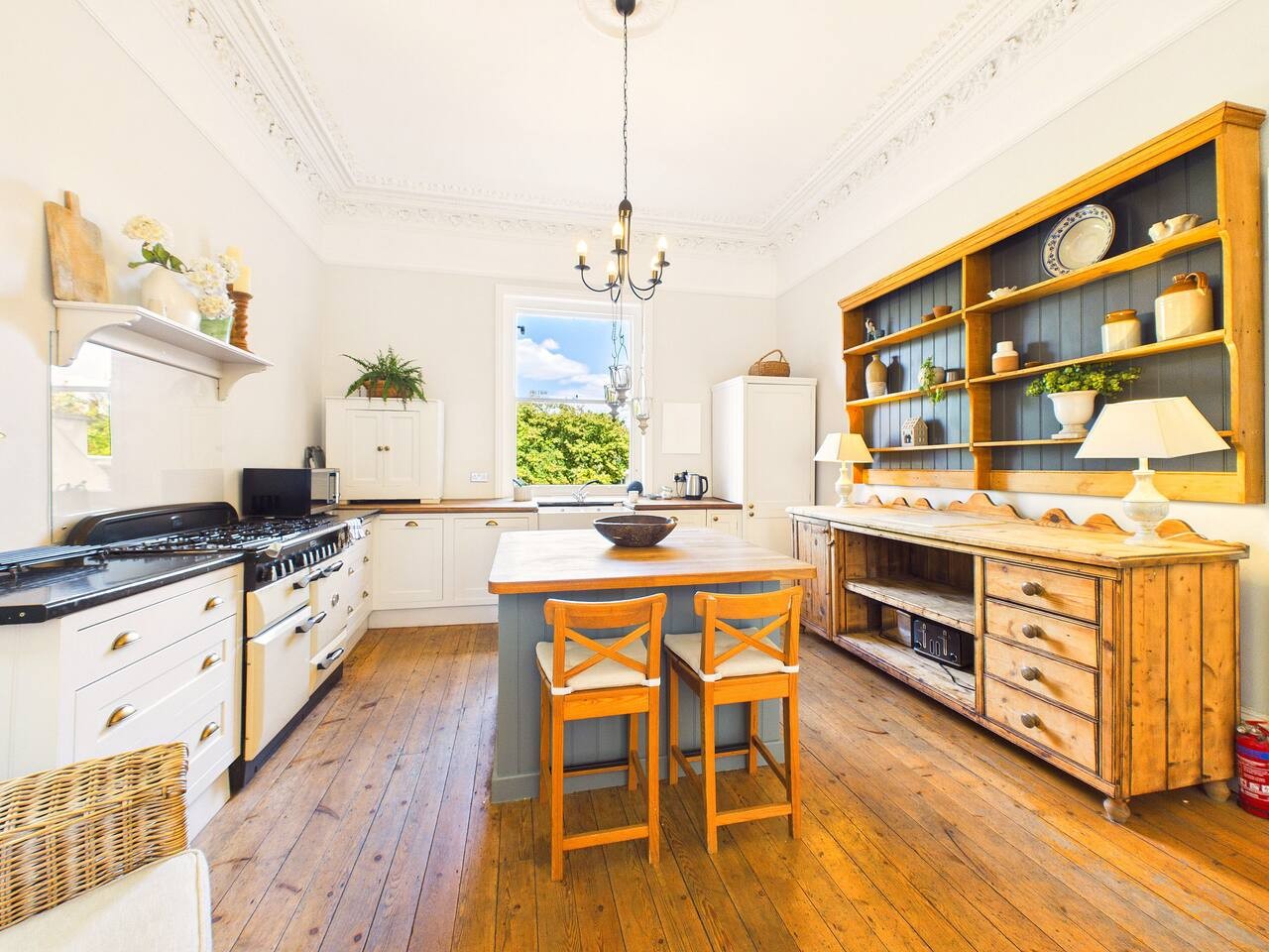 17 Queens Road in 17 Queen's Road - Property image 30 - VivreStays