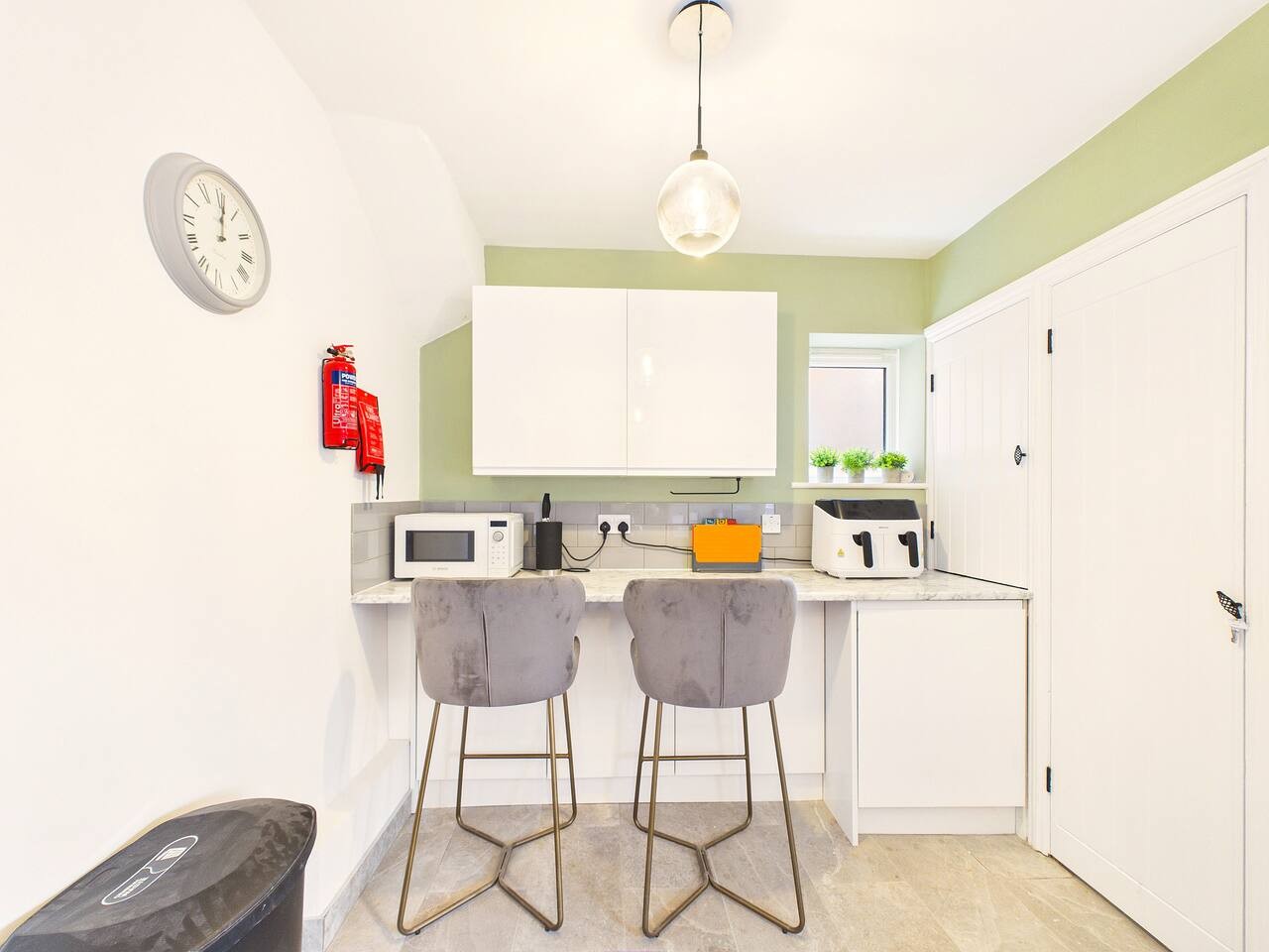 22 Ravens Lane in 22 Ravens Lane - Property image 26 - VivreStays