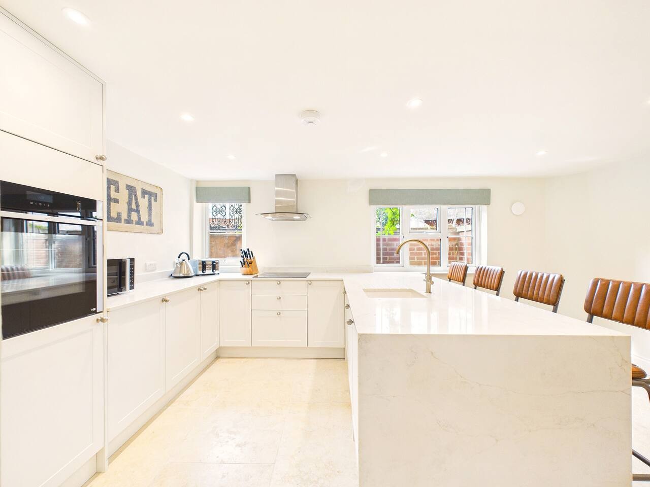 The Hyde in Hyde Lane - Property image 29 - VivreStays