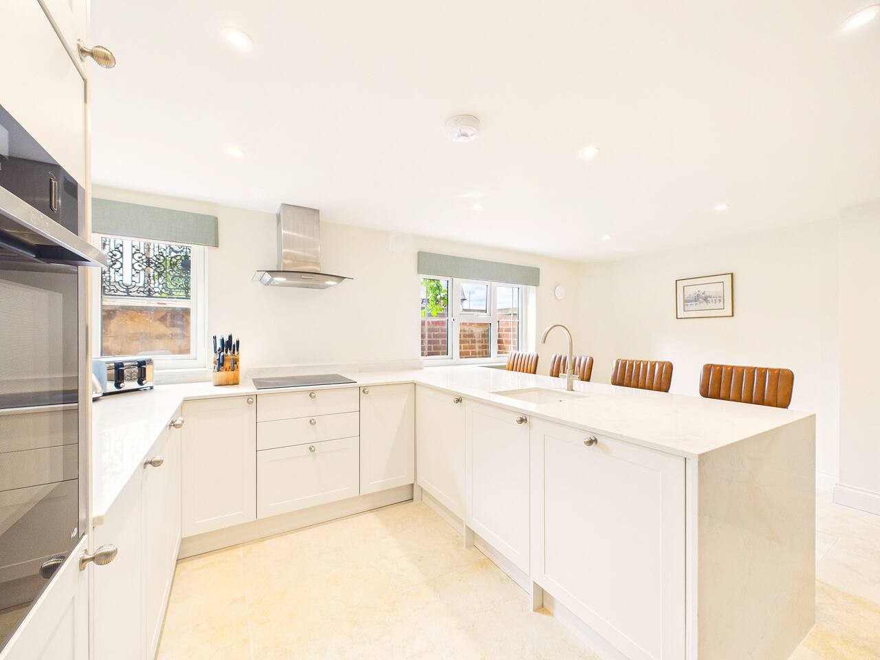 The Hyde in Hyde Lane - Property image 8 - VivreStays